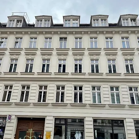 Oase Mitten In Leipzig