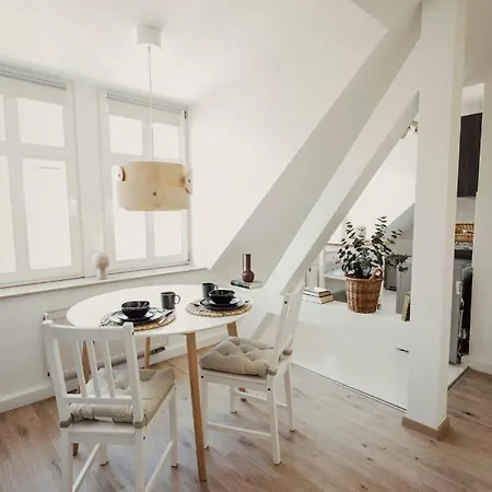 Oase Mitten In Apartment